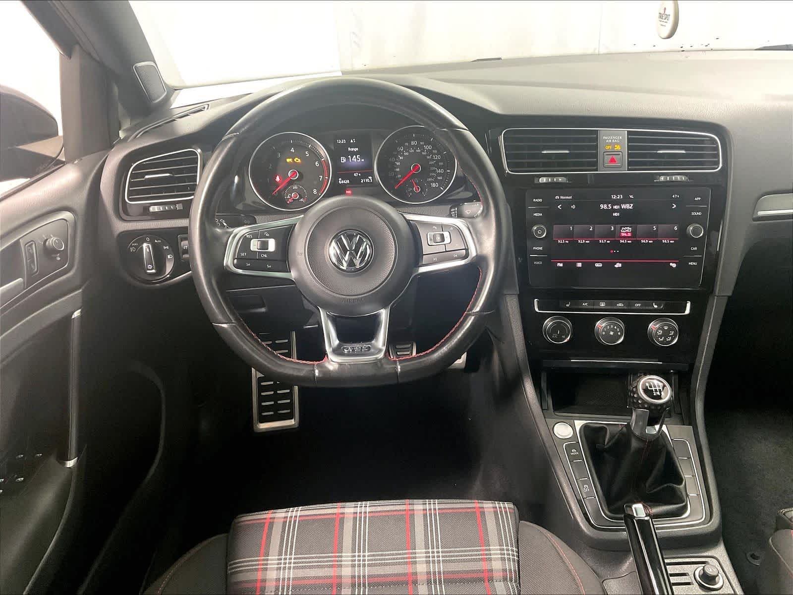 2018 Volkswagen Golf GTI SE - Photo 17