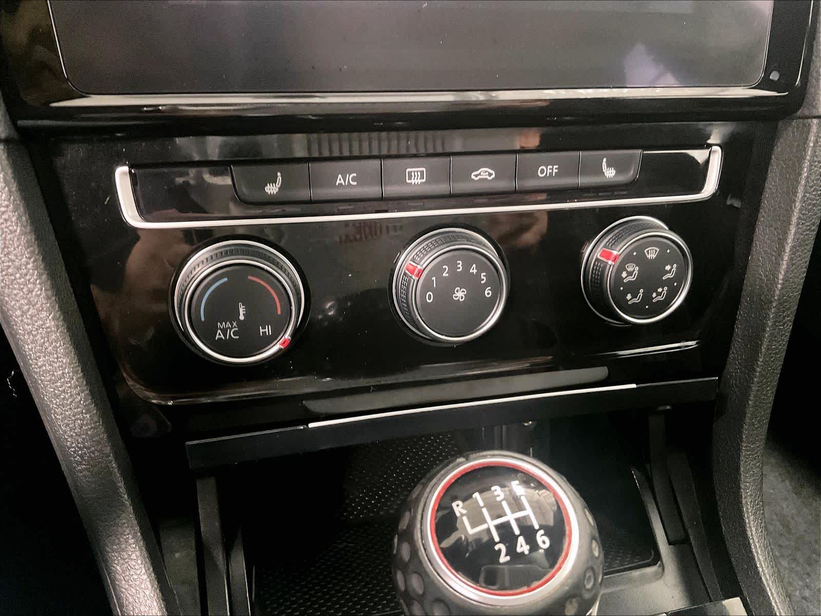 2018 Volkswagen Golf GTI SE - Photo 26