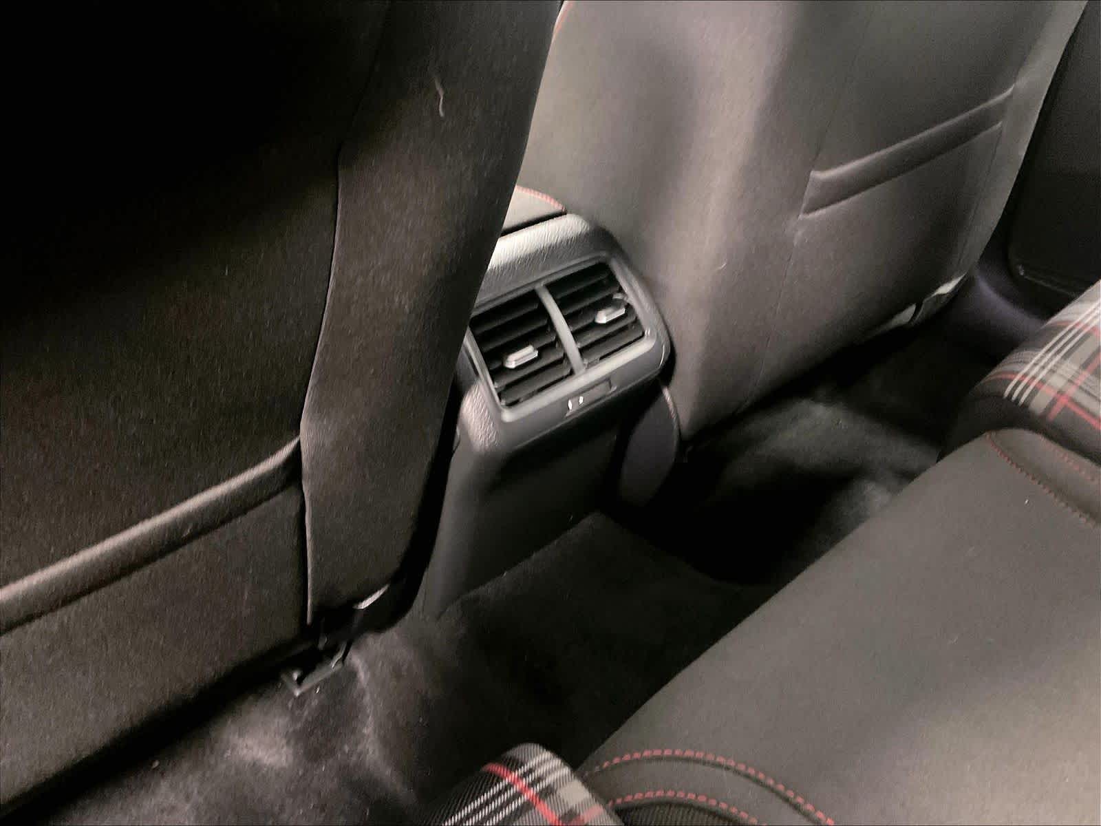 2018 Volkswagen Golf GTI SE - Photo 28