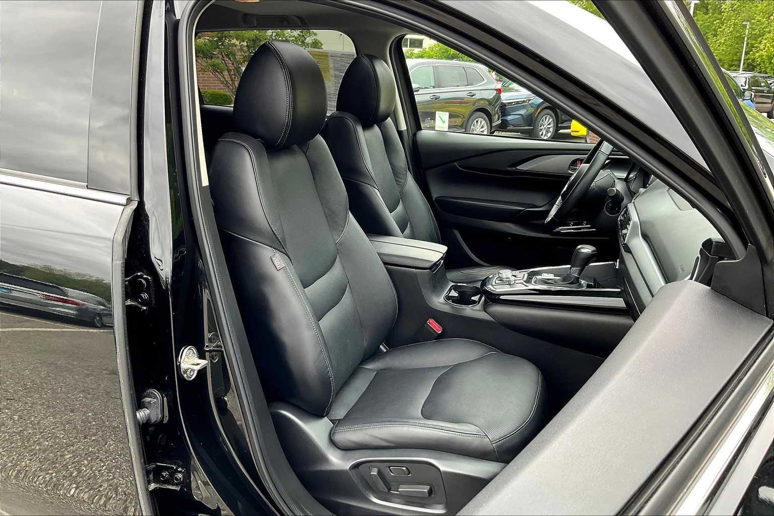 2023 Mazda CX-9 Touring - Photo 11