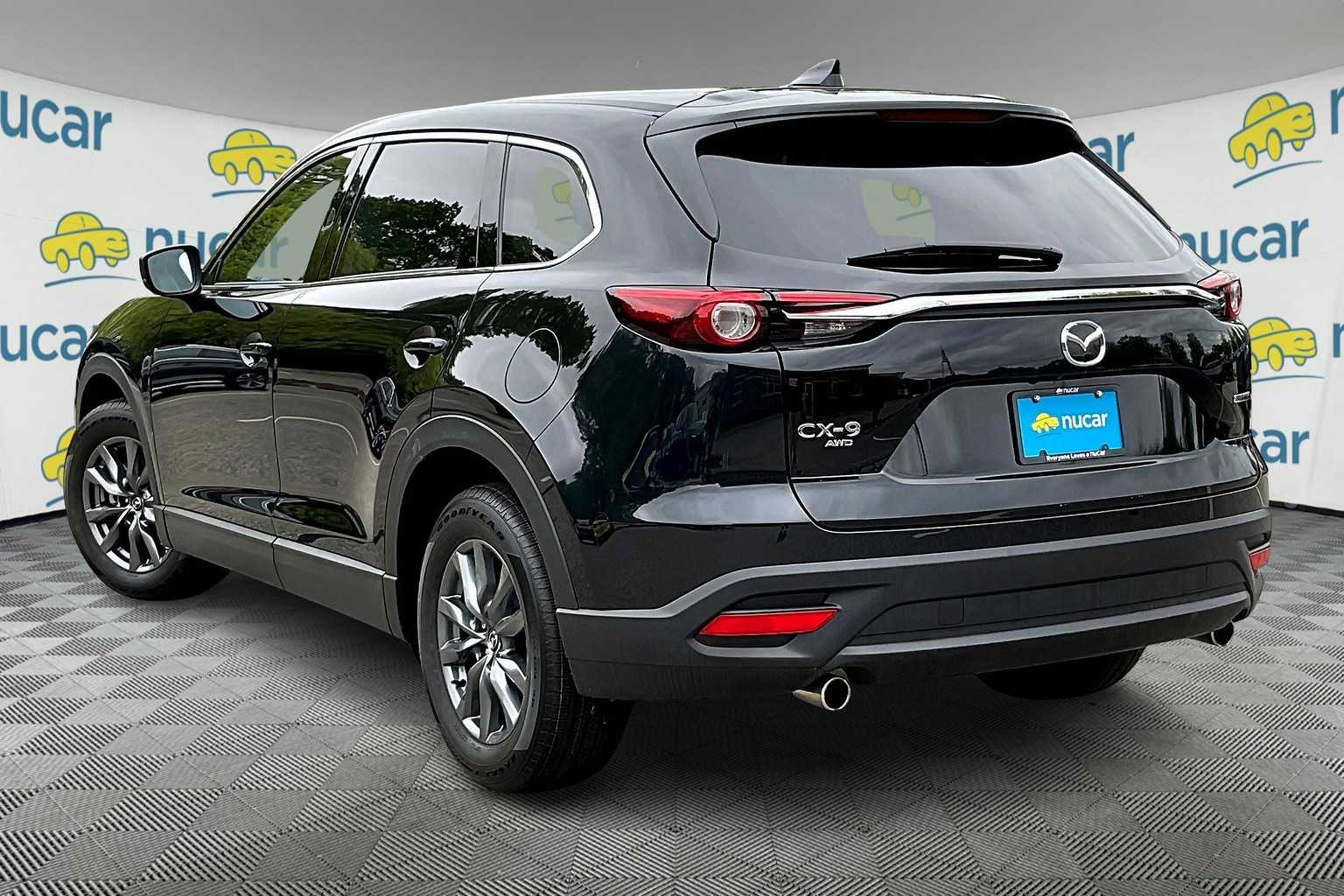 2023 Mazda CX-9 Touring - Photo 4