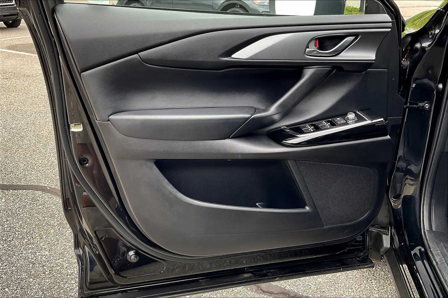 2023 Mazda CX-9 Touring - Photo 9