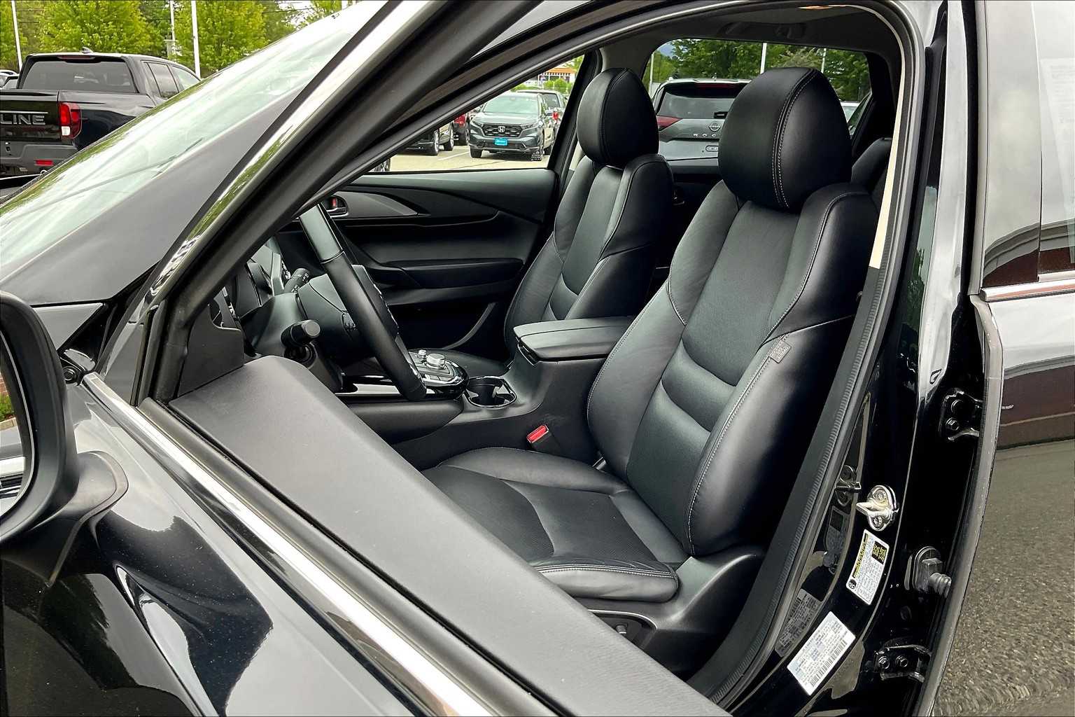 2023 Mazda CX-9 Touring - Photo 10