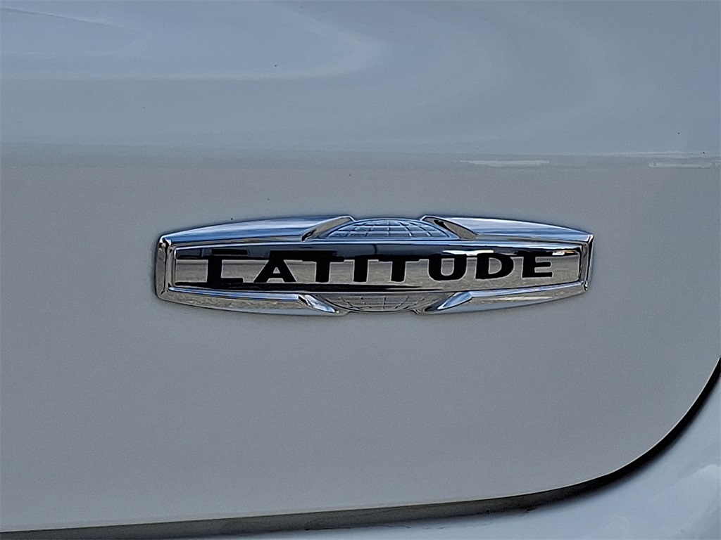 2020 Jeep Compass Latitude - Photo 10