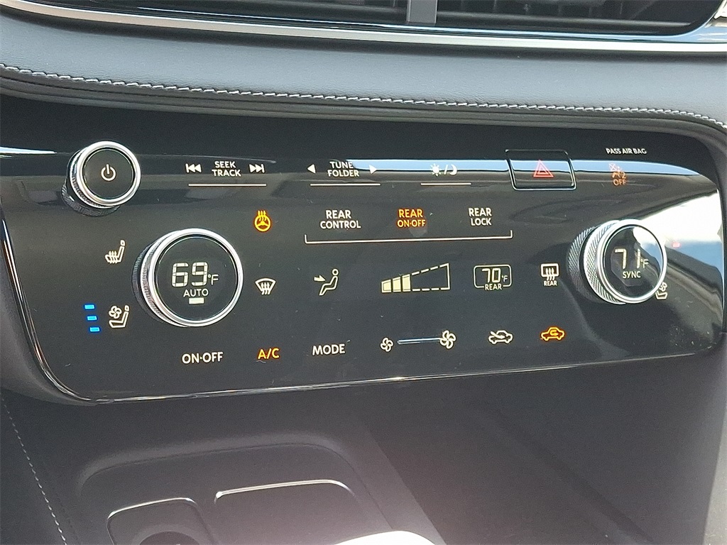 2026 INFINITI QX60 LUXE - Photo 13