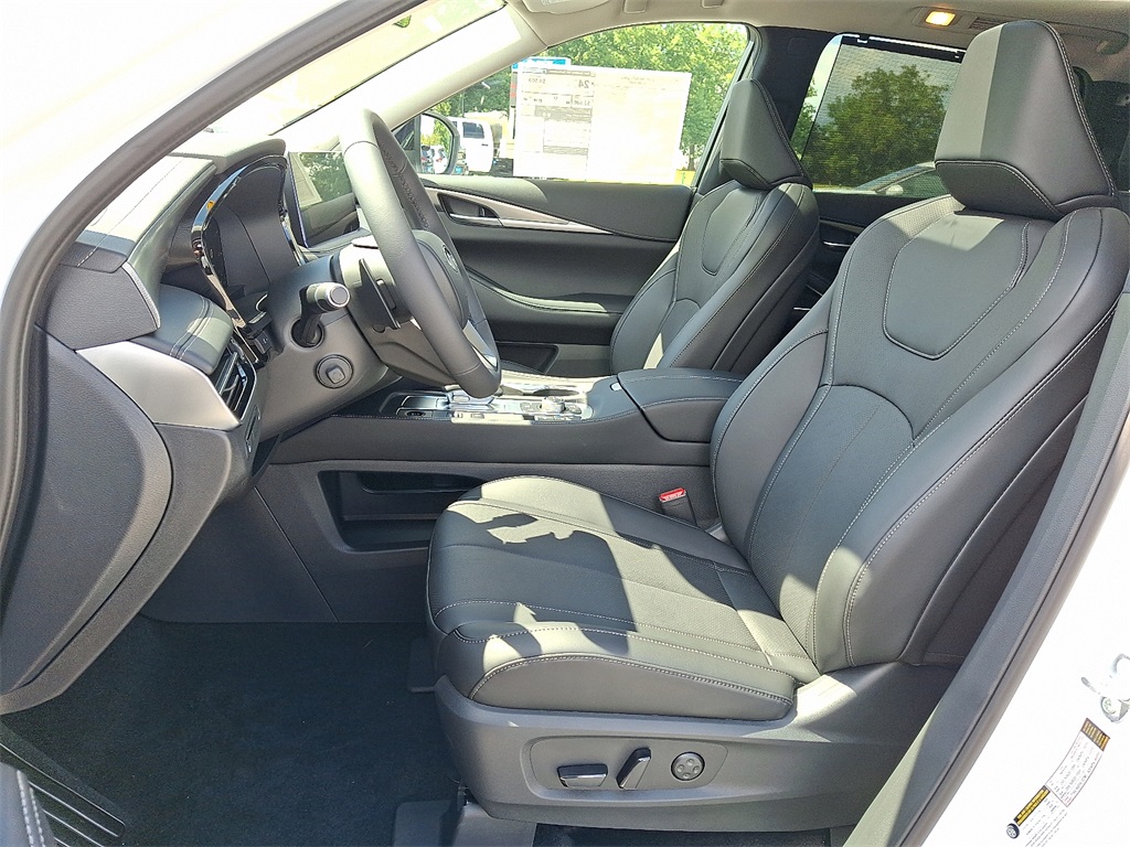 2026 INFINITI QX60 LUXE - Photo 10