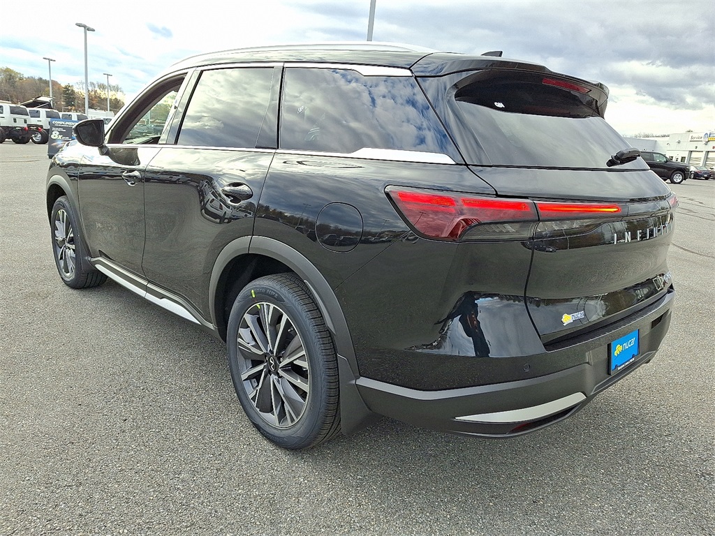 2026 INFINITI QX60 LUXE - Photo 3