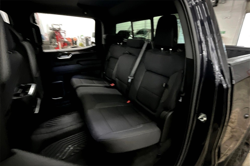 2023 Chevrolet Silverado 1500 RST - Photo 15