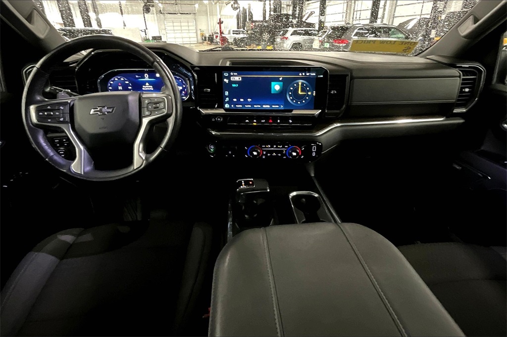 2023 Chevrolet Silverado 1500 RST - Photo 21