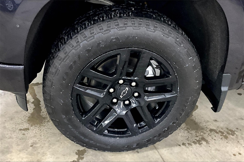 2023 Chevrolet Silverado 1500 RST - Photo 7