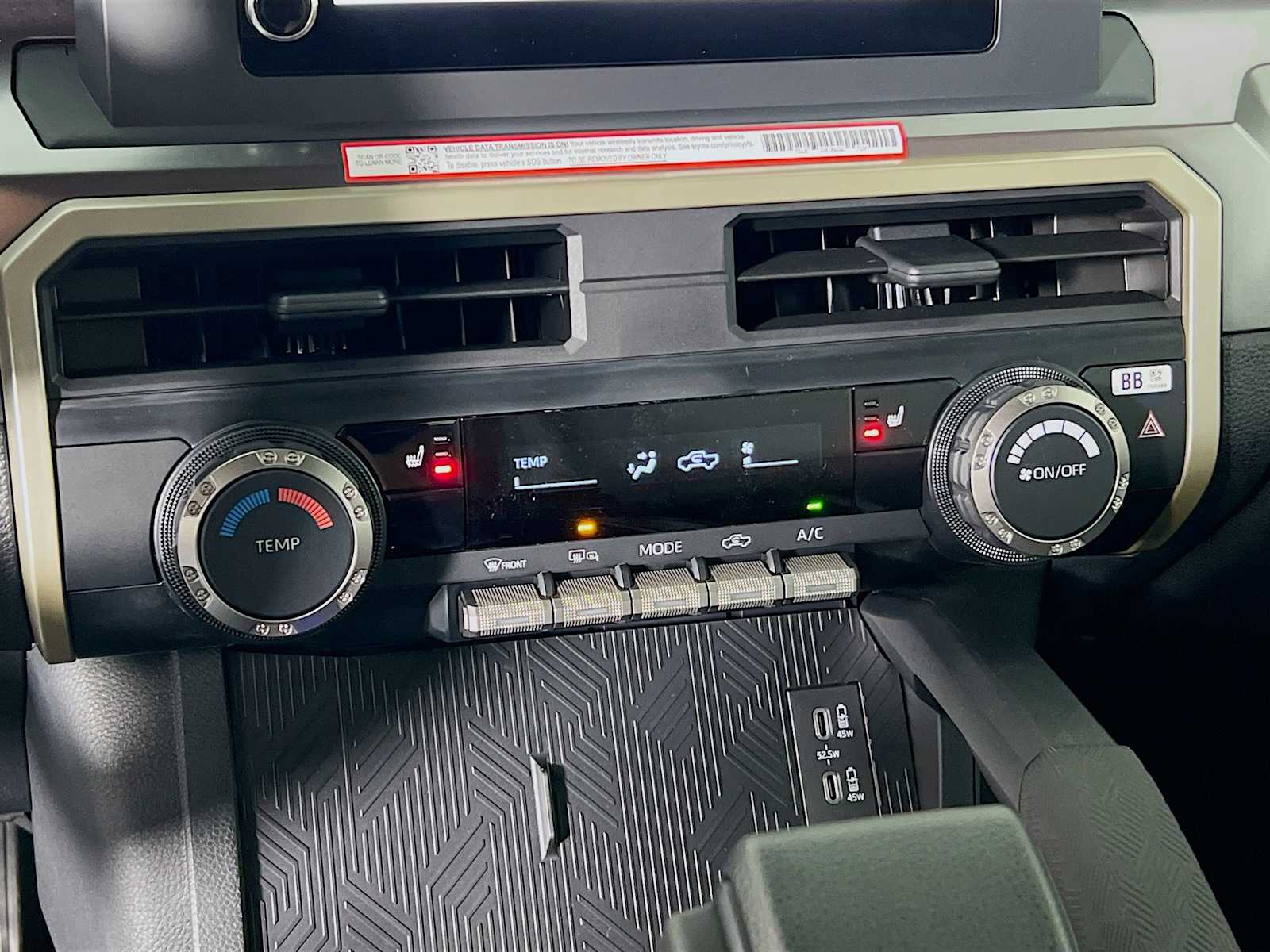 2025 Toyota Tacoma SR5 - Photo 10