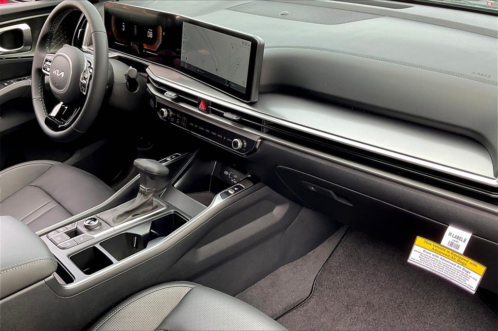 2025 Kia Sorento S - Photo 10