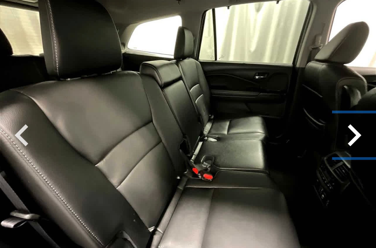 2022 Honda Pilot Touring 7-Passenger - Photo 16