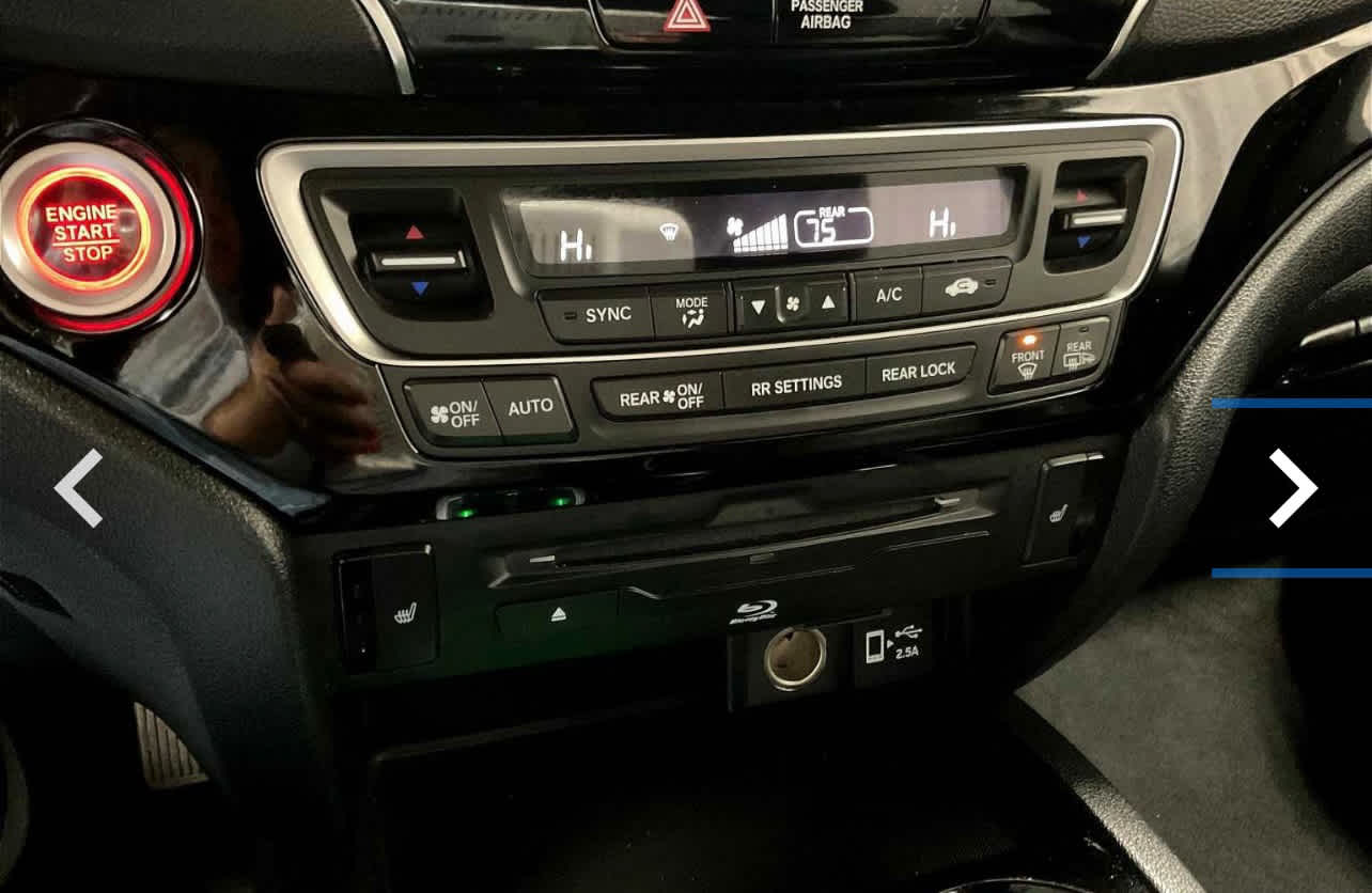 2022 Honda Pilot Touring 7-Passenger - Photo 24