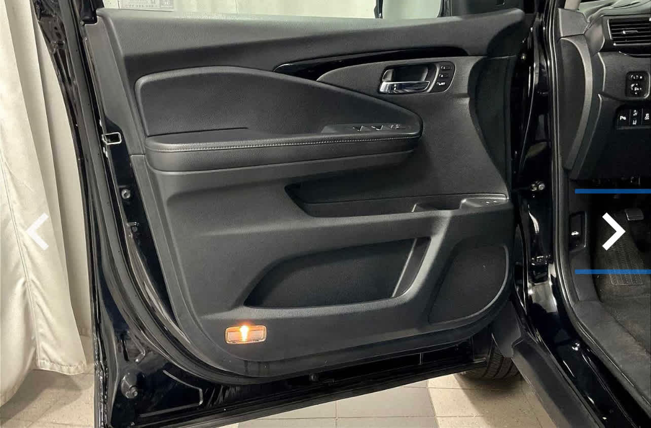 2022 Honda Pilot Touring 7-Passenger - Photo 9