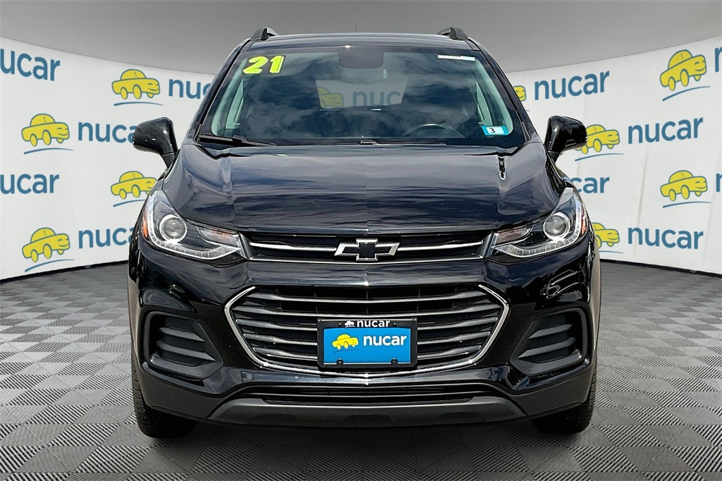 2021 Chevrolet Trax LT - Photo 2