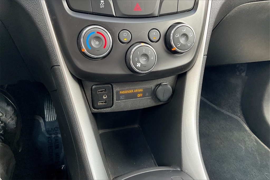2021 Chevrolet Trax LT - Photo 24