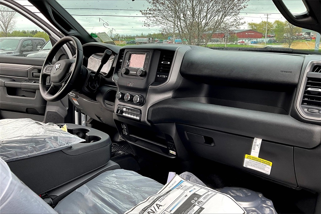 2024 Ram 5500HD Tradesman - Photo 10