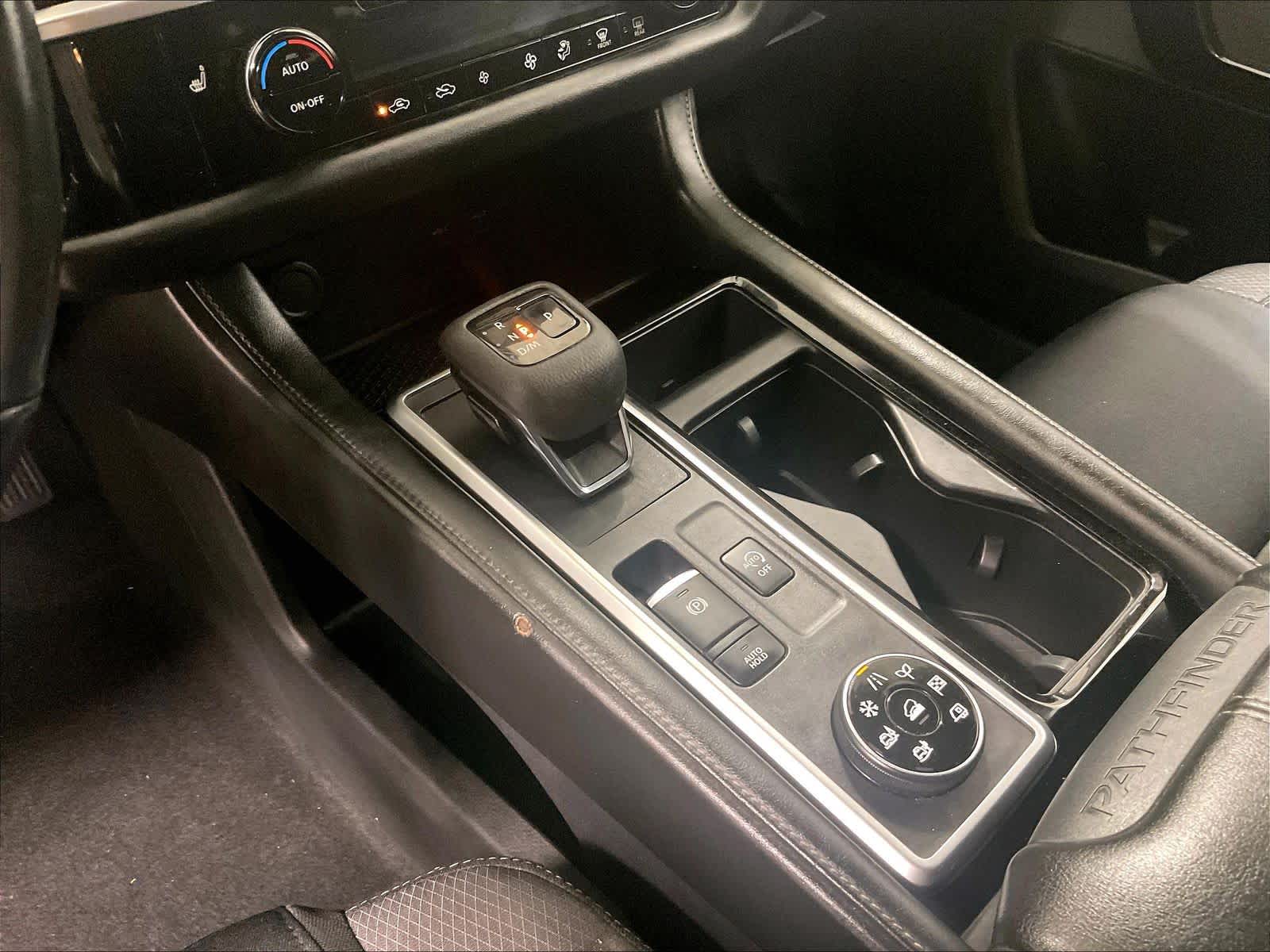 2022 Nissan Pathfinder SV - Photo 21