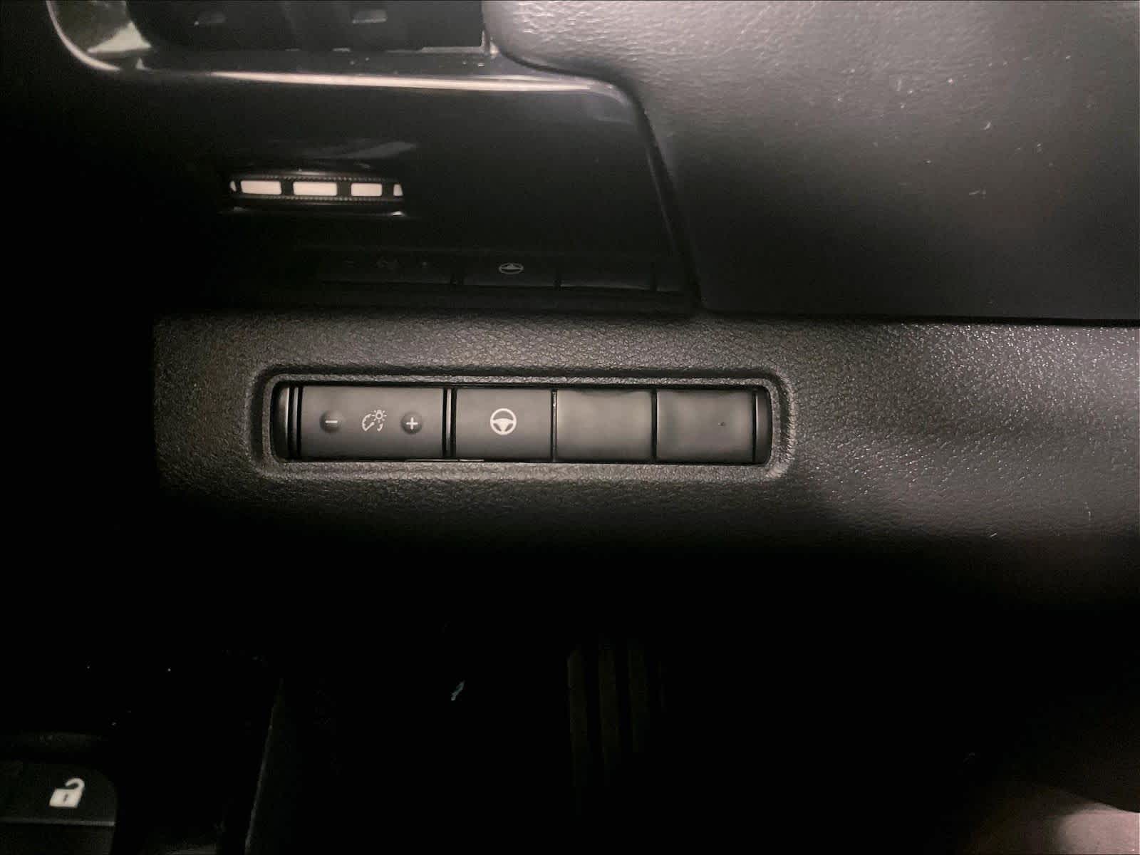 2022 Nissan Pathfinder SV - Photo 26