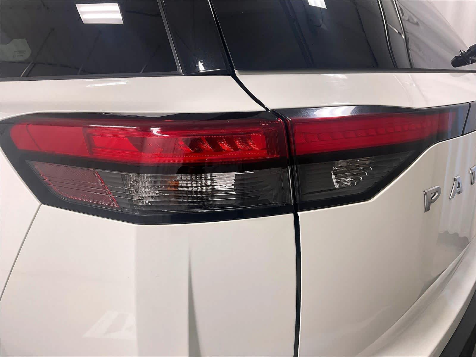 2022 Nissan Pathfinder SV - Photo 34