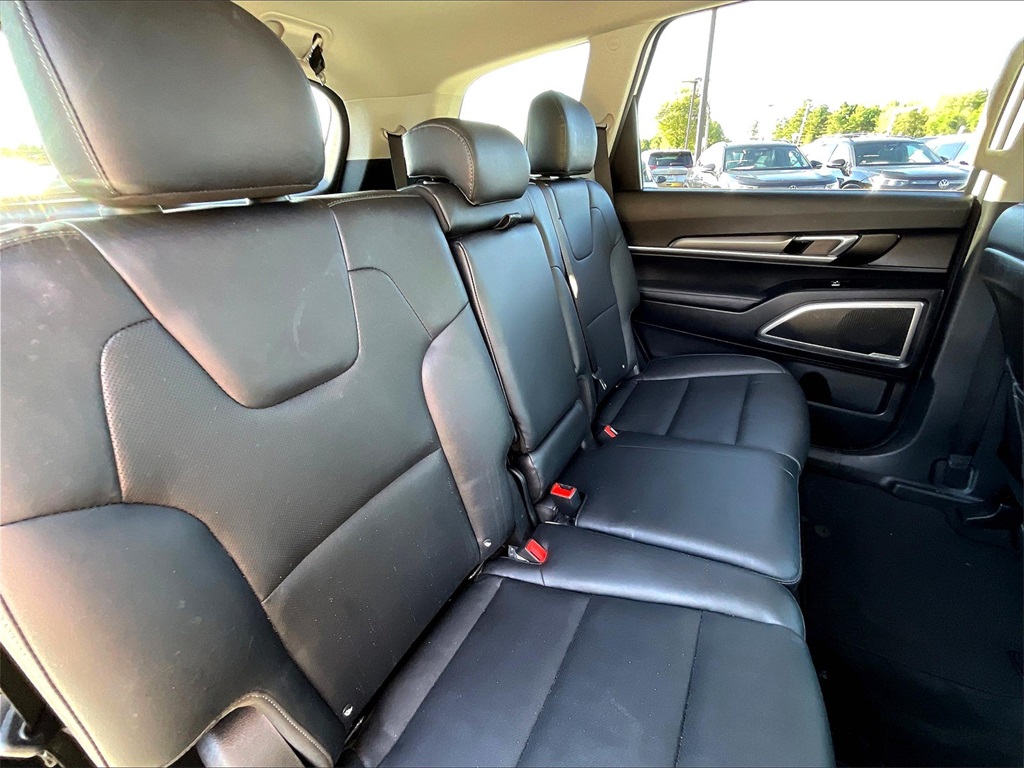 2022 Kia Telluride LX - Photo 15