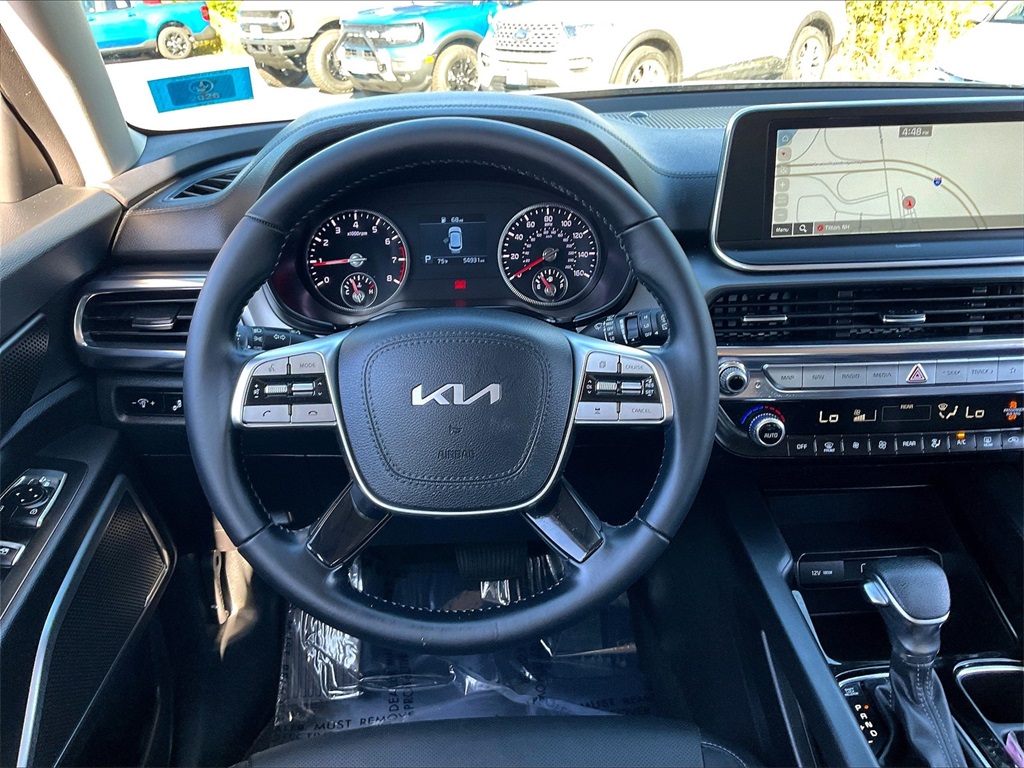 2022 Kia Telluride LX - Photo 17