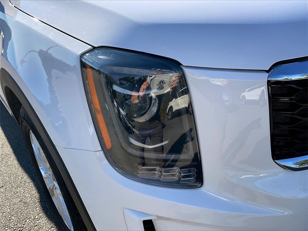 2022 Kia Telluride LX - Photo 30