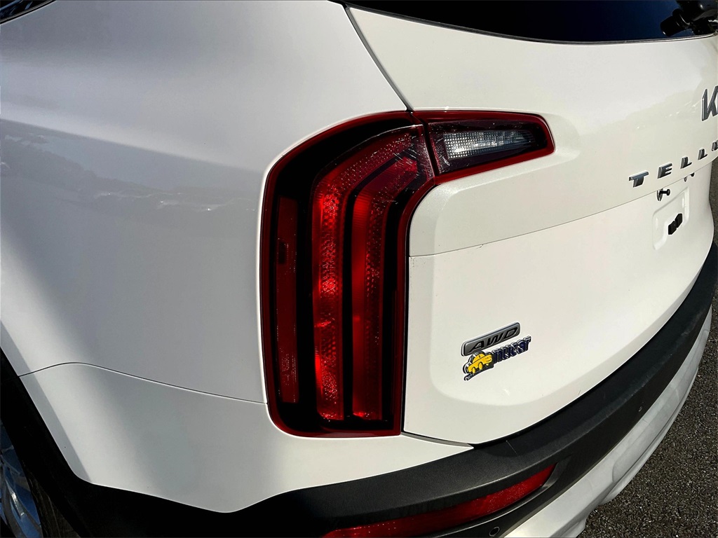 2022 Kia Telluride LX - Photo 31