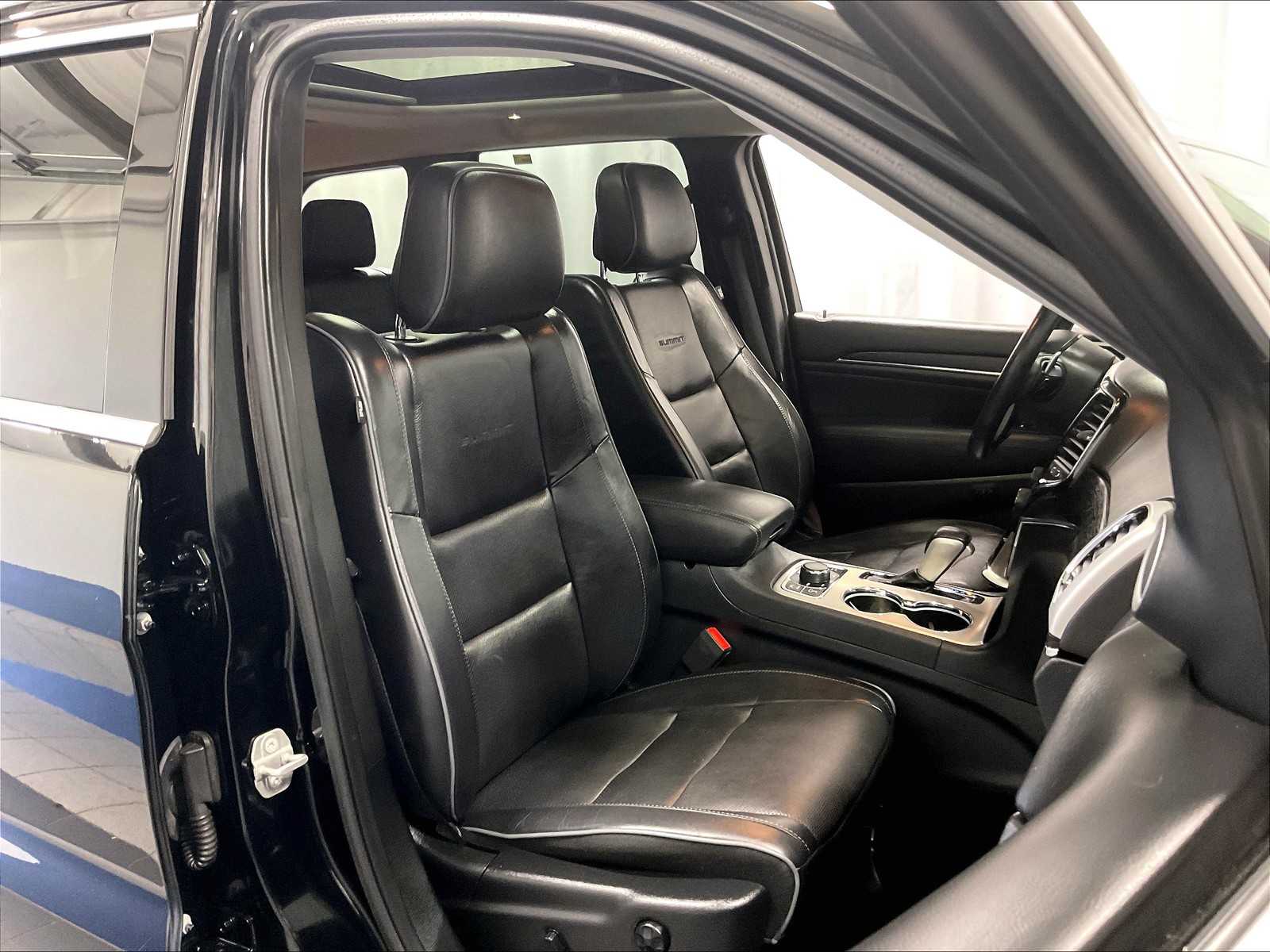 2020 Jeep Grand Cherokee Summit - Photo 11