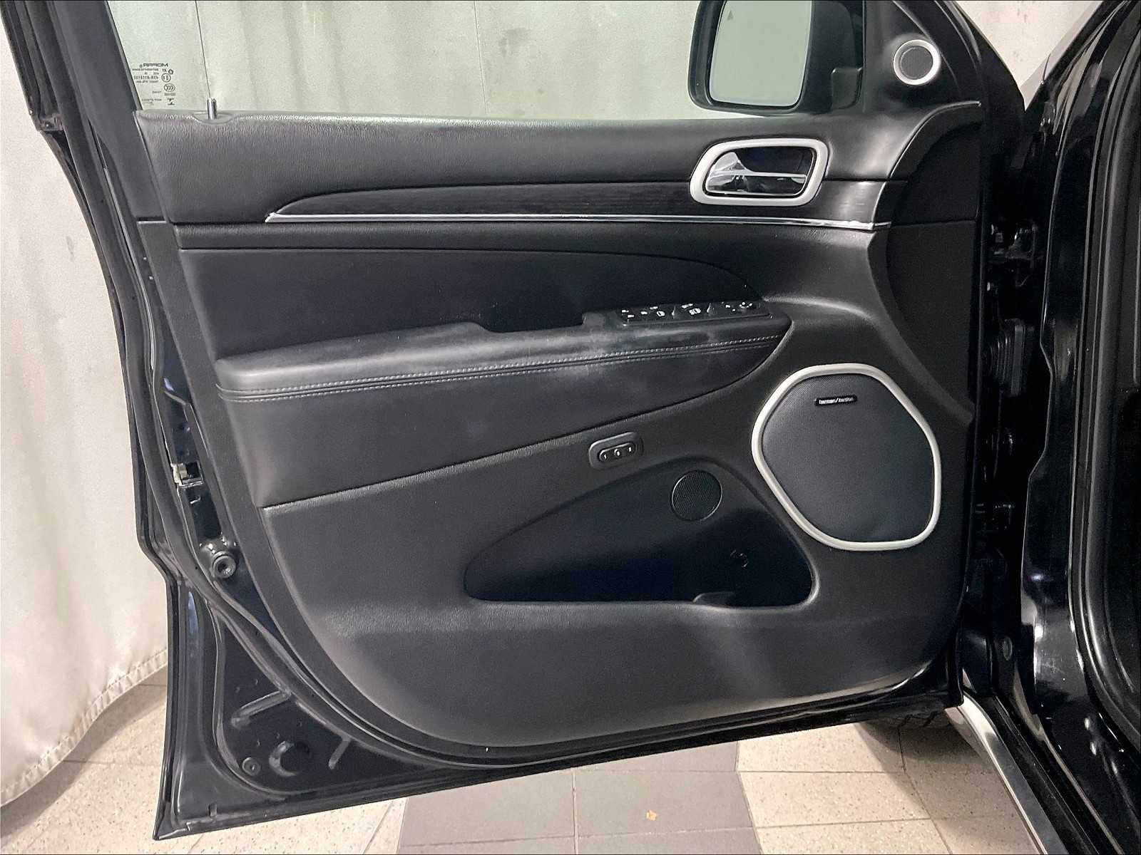 2020 Jeep Grand Cherokee Summit - Photo 9