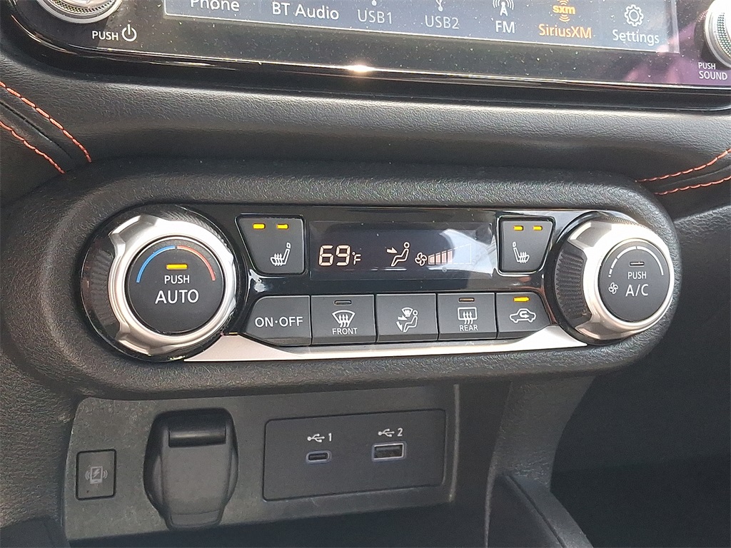2023 Nissan Versa 1.6 SR - Photo 16