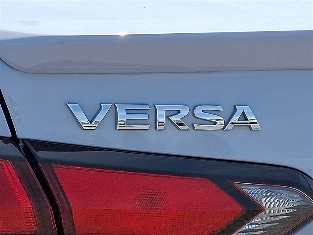 2023 Nissan Versa 1.6 SR - Photo 29