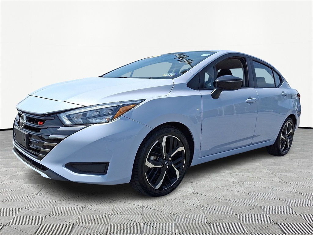2023 Nissan Versa 1.6 SR - Photo 3