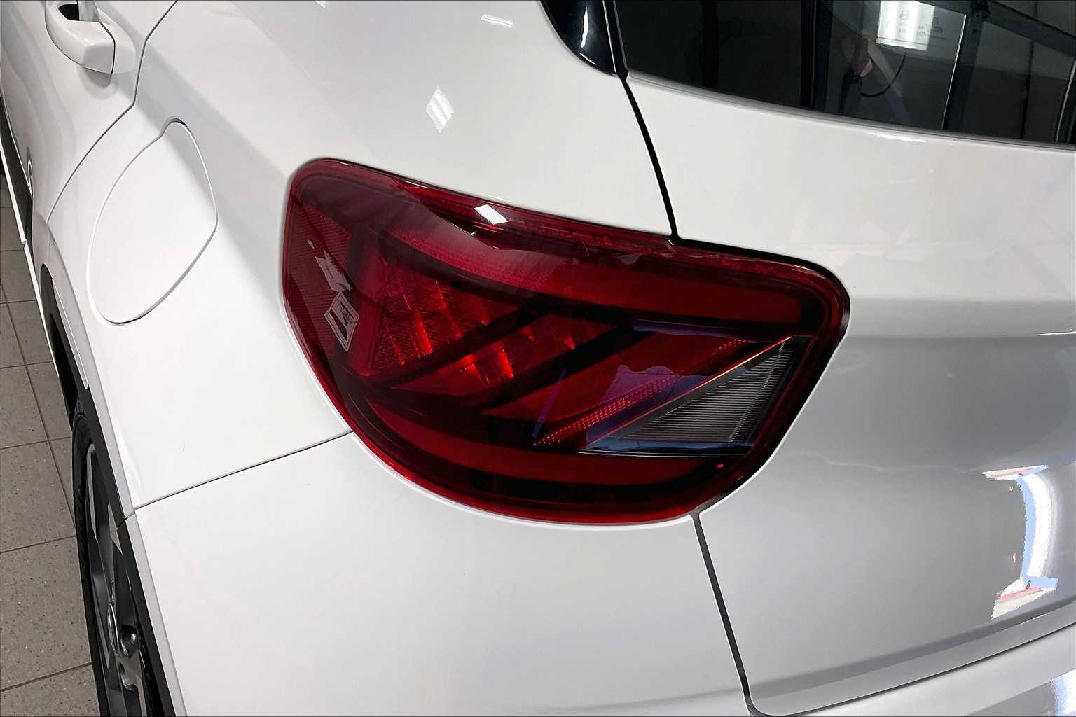 2025 Hyundai Venue Limited - Photo 33