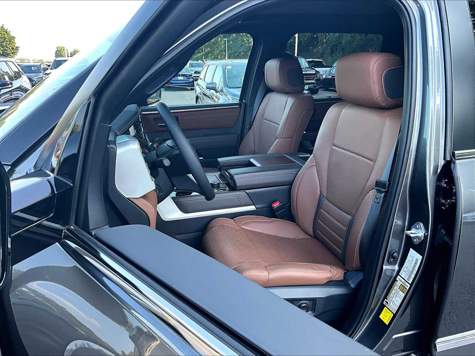 2025 Toyota Tundra 1794 Edition - Photo 11