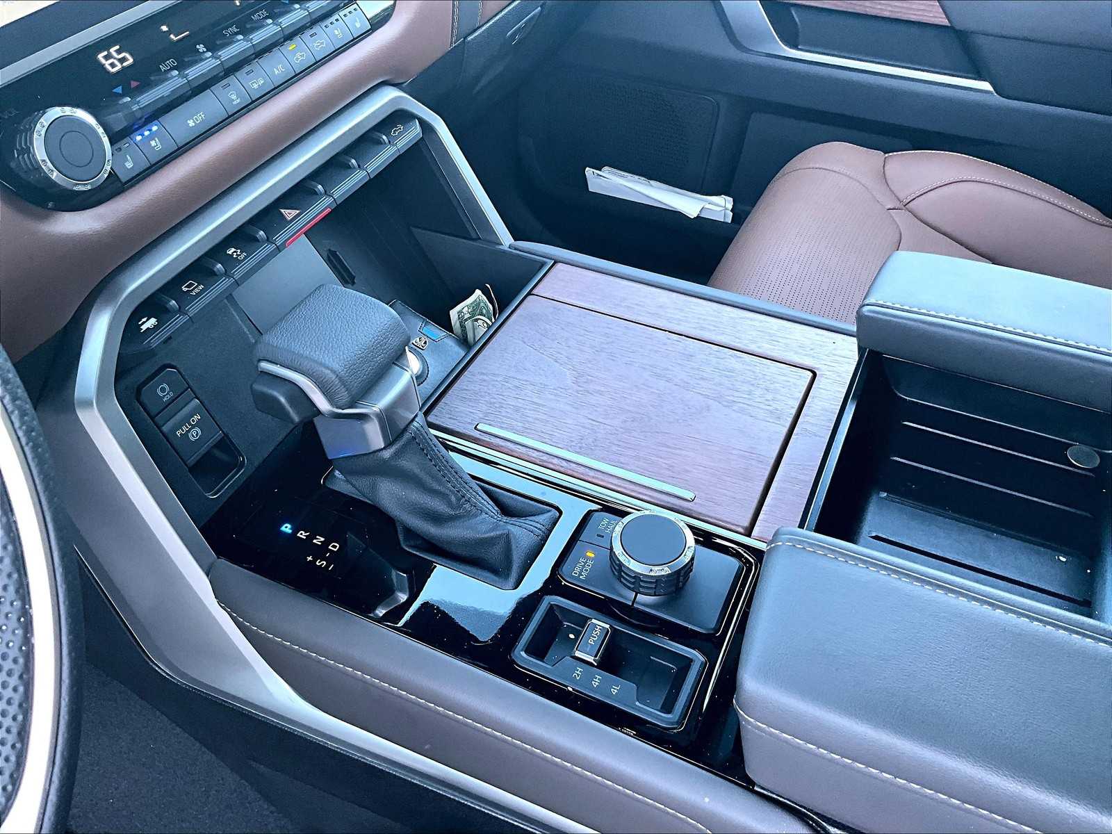 2025 Toyota Tundra 1794 Edition - Photo 14