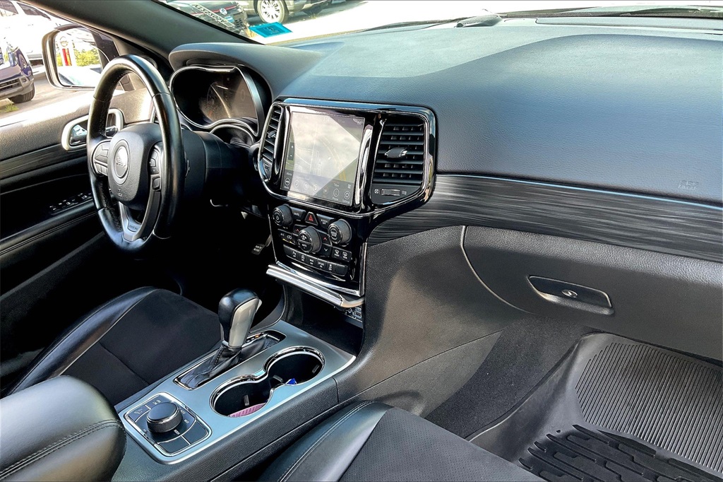 2020 Jeep Grand Cherokee Laredo - Photo 13