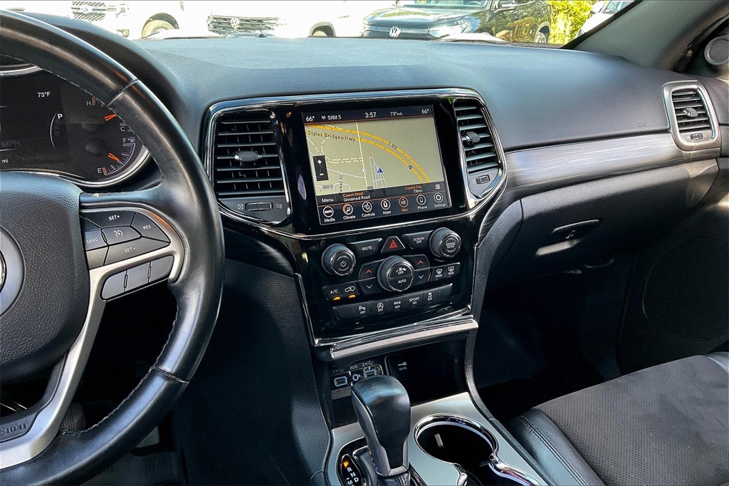 2020 Jeep Grand Cherokee Laredo - Photo 17