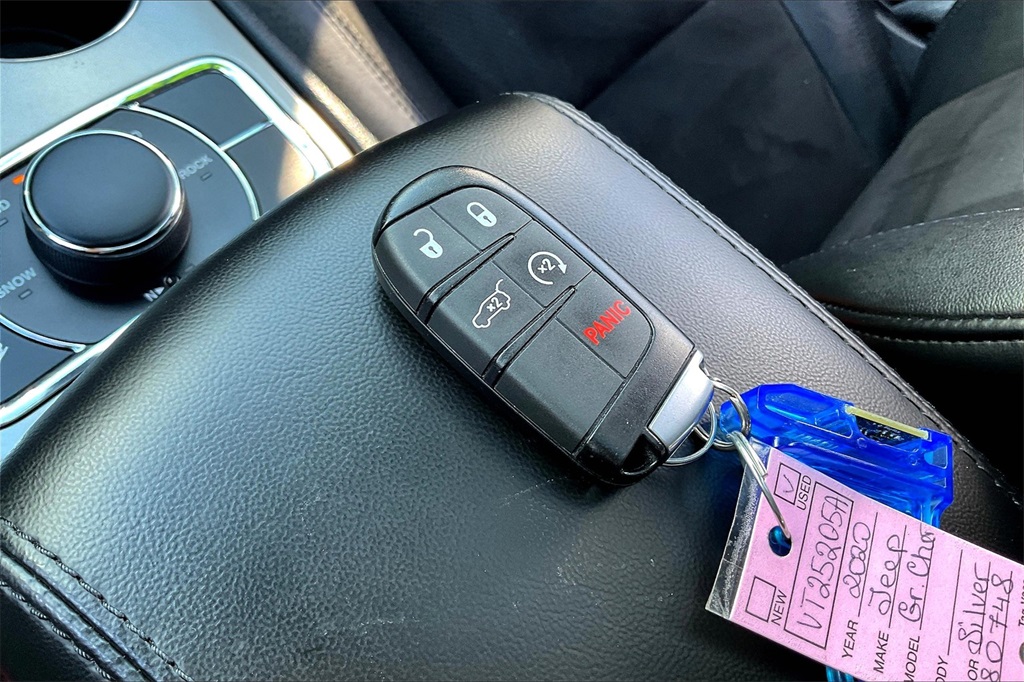 2020 Jeep Grand Cherokee Laredo - Photo 28