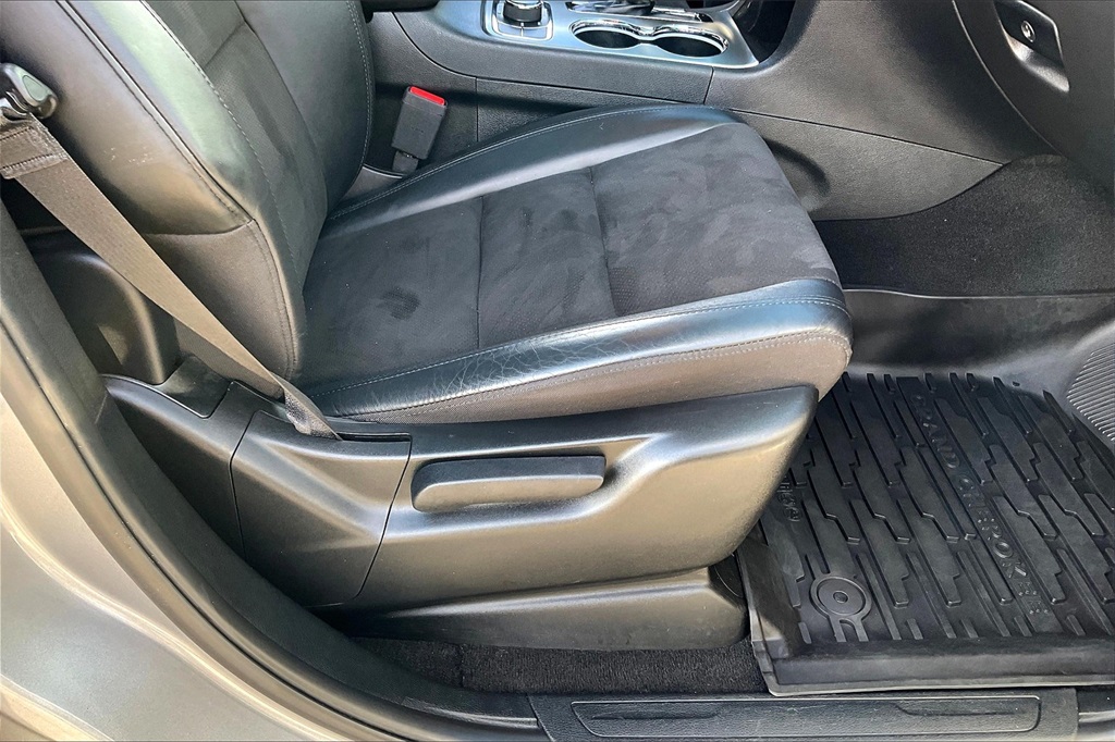 2020 Jeep Grand Cherokee Laredo - Photo 37