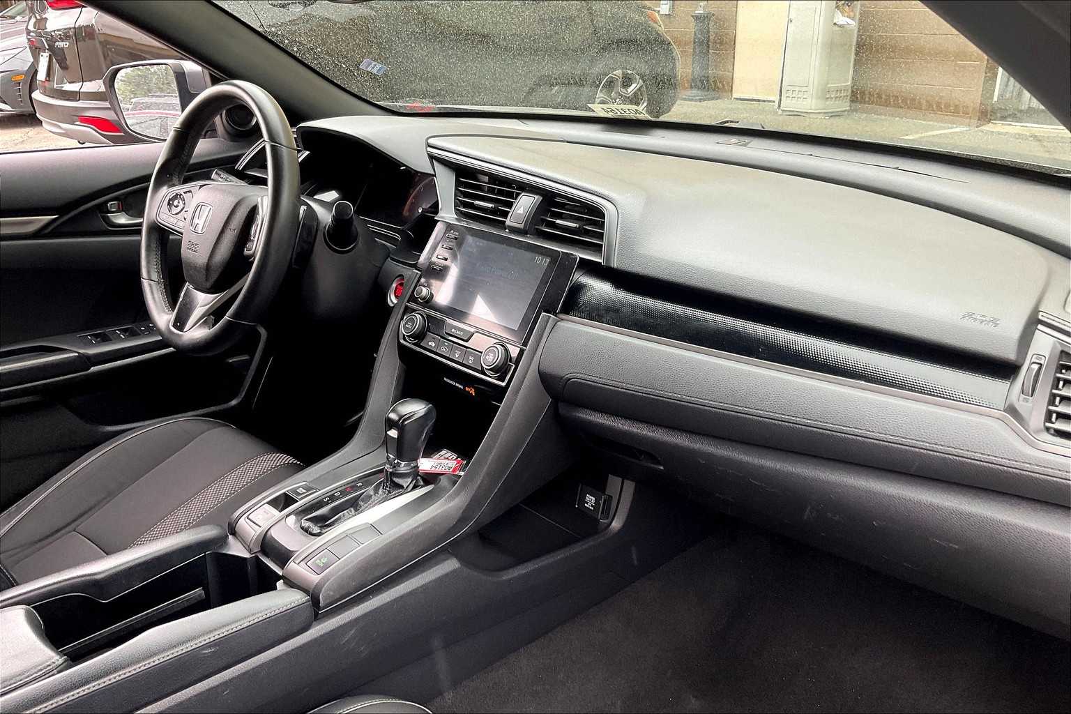 2021 Honda Civic Hatchback Sport - Photo 14