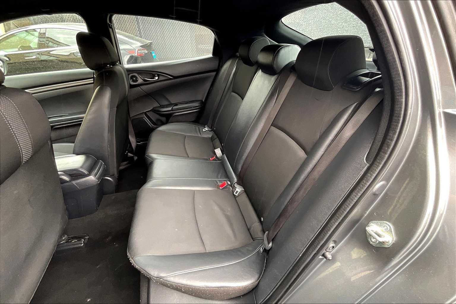 2021 Honda Civic Hatchback Sport - Photo 15