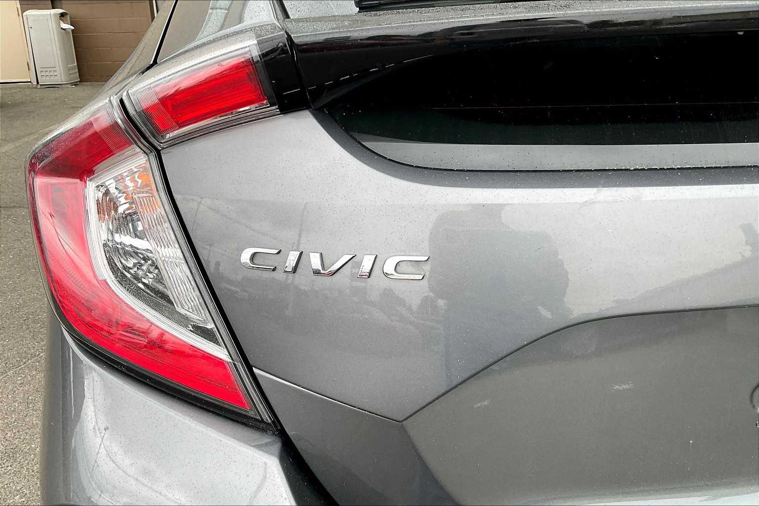 2021 Honda Civic Hatchback Sport - Photo 28