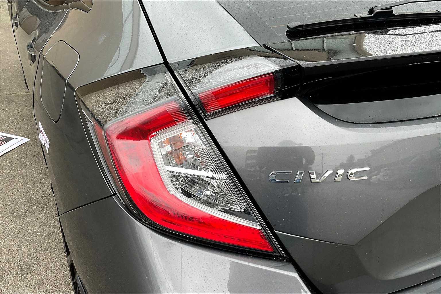 2021 Honda Civic Hatchback Sport - Photo 33