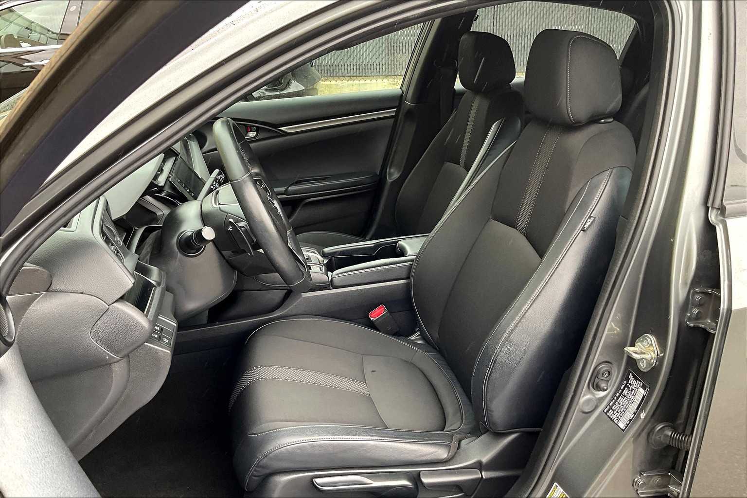 2021 Honda Civic Hatchback Sport - Photo 10
