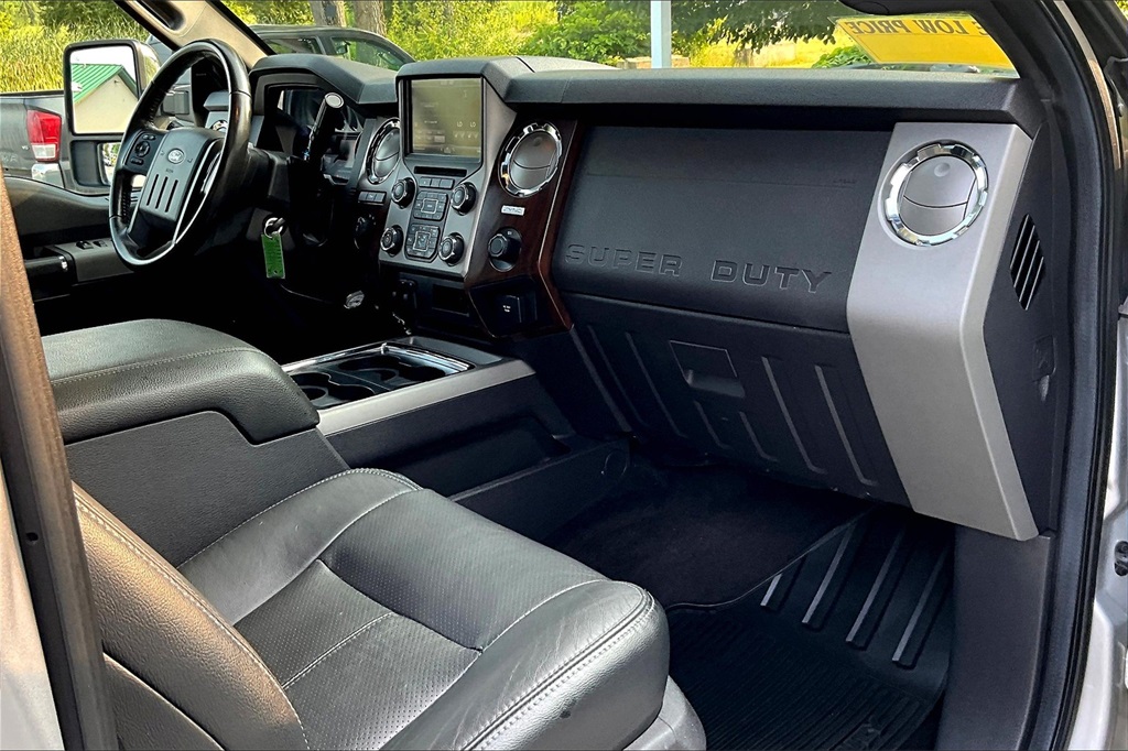 2016 Ford F-350SD Lariat - Photo 14