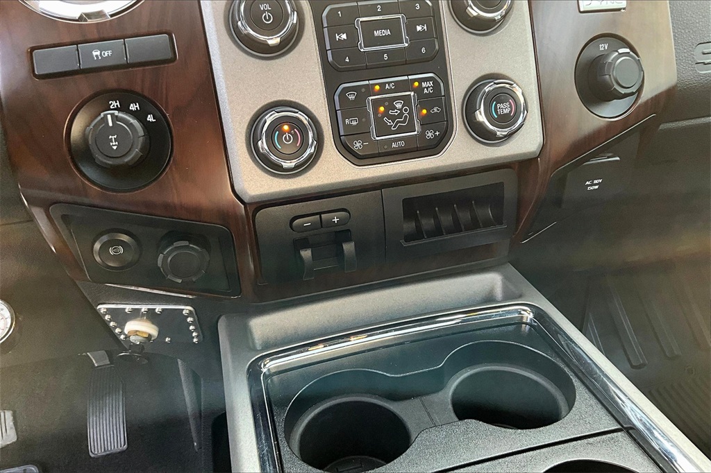 2016 Ford F-350SD Lariat - Photo 27