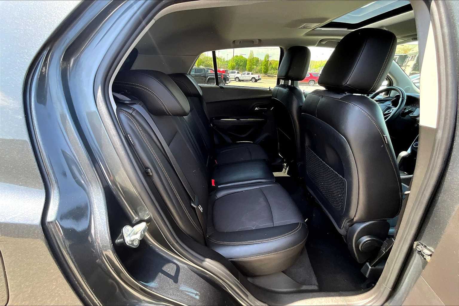 2018 Chevrolet Trax LT - Photo 16