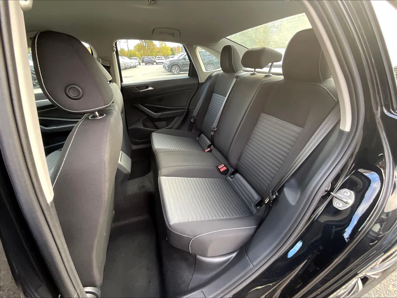 2025 Volkswagen Jetta S - Photo 15